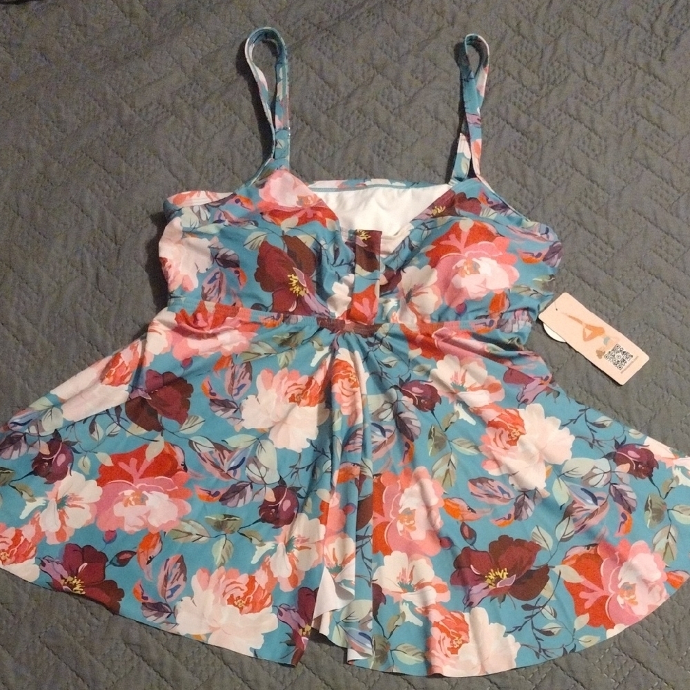 Floral Bathing Suit Top. That Splits And Opens Down The Middle​